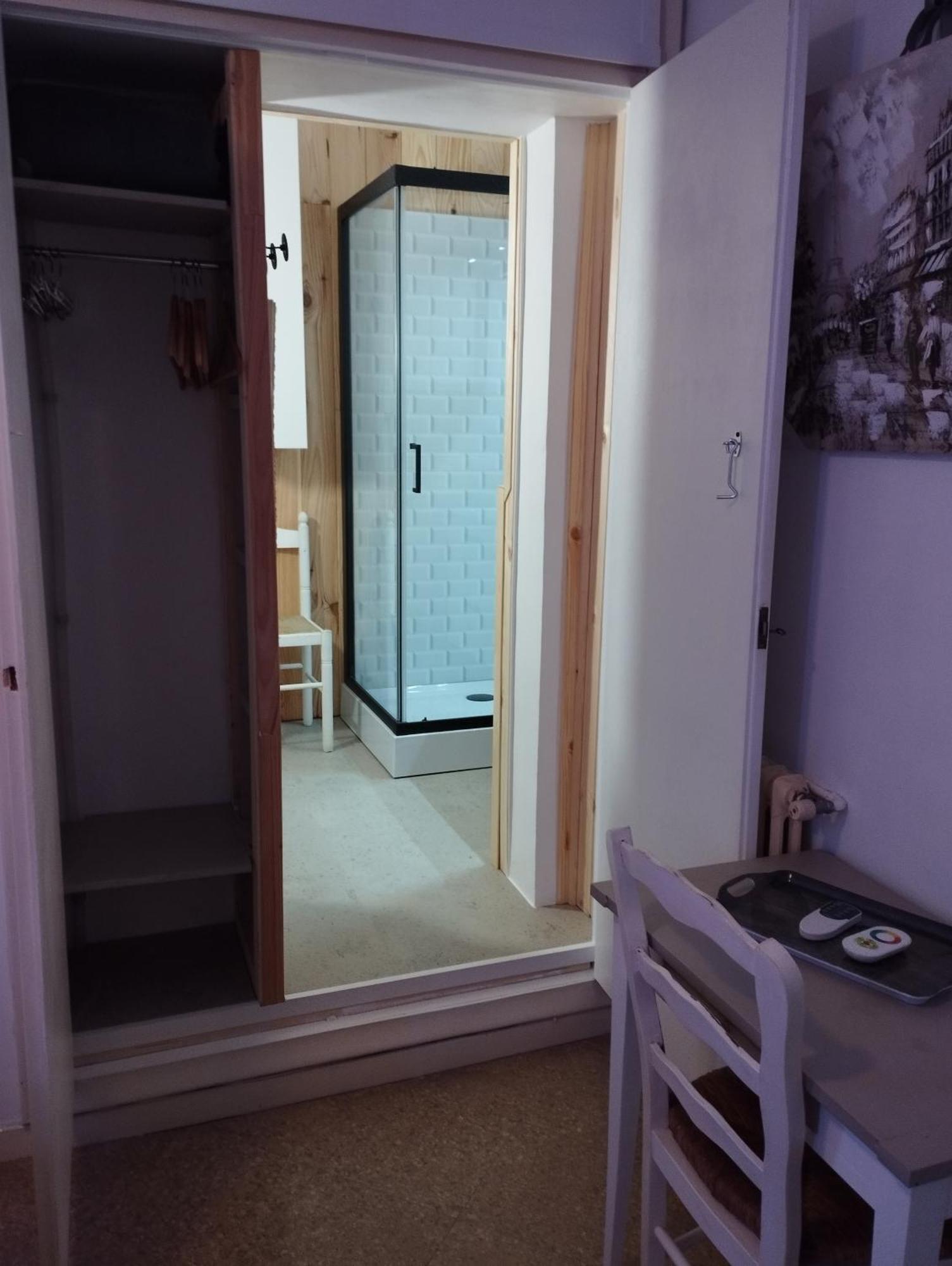 Chambres D'Hotes Chez Catherine A Reus Chambre De Paris Avec Salle De Bains Privee Zewnętrze zdjęcie